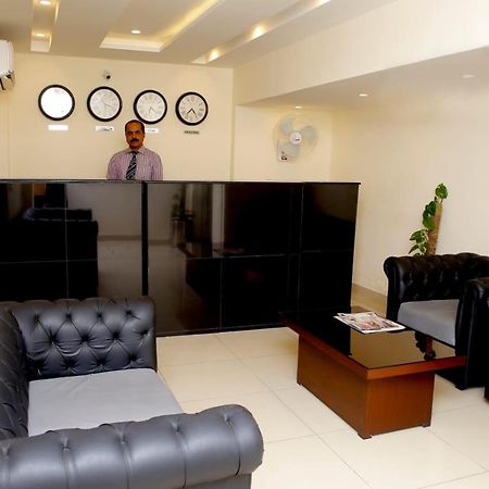Hotel Noor Plaza Лахор Екстериор снимка