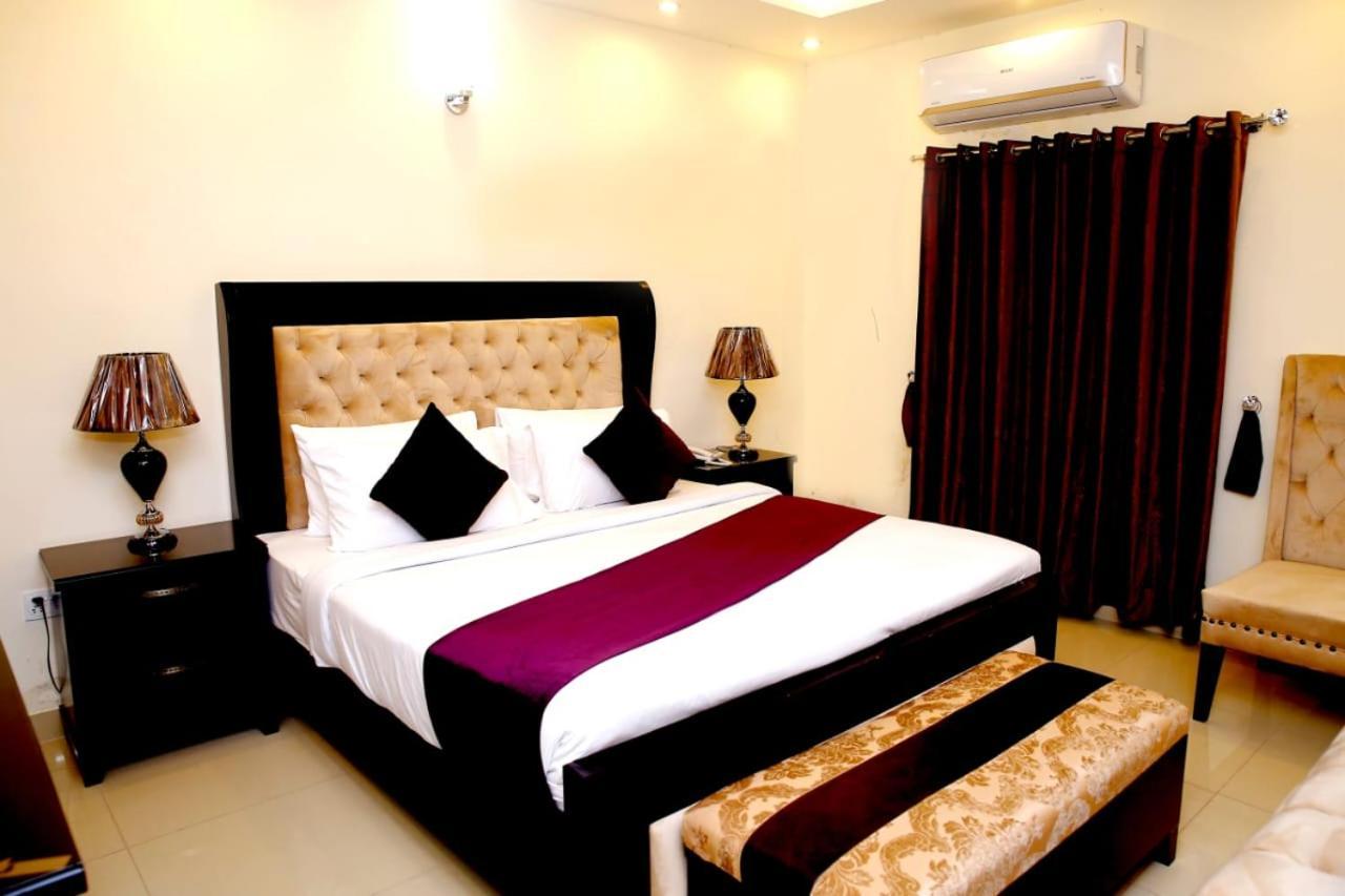 Hotel Noor Plaza Лахор Екстериор снимка