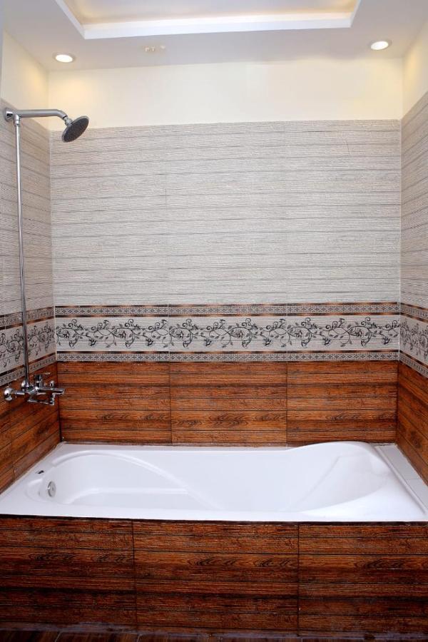 Hotel Noor Plaza Лахор Екстериор снимка