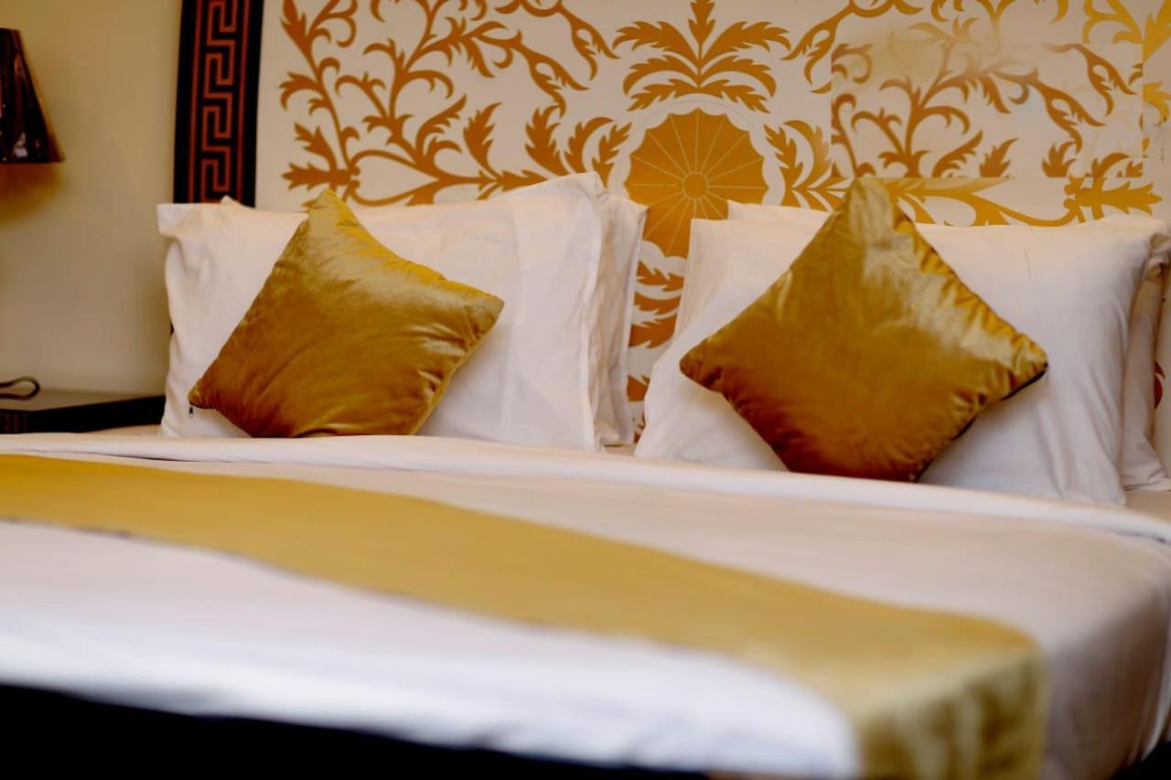 Hotel Noor Plaza Лахор Екстериор снимка