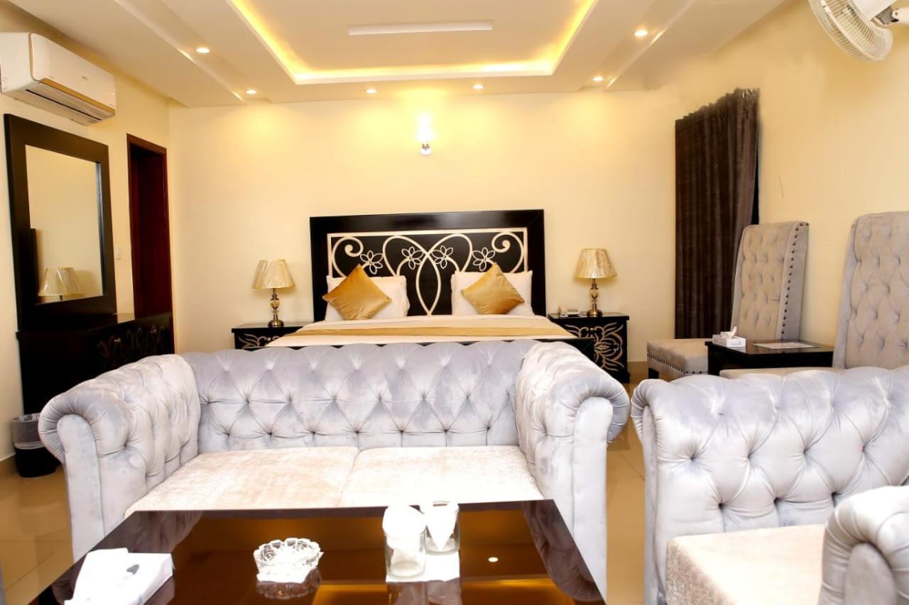 Hotel Noor Plaza Лахор Екстериор снимка