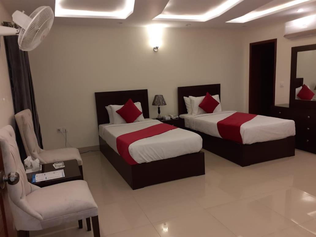 Hotel Noor Plaza Лахор Екстериор снимка